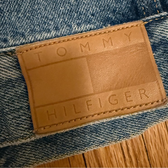 Tommy Hilfiger Denim Jacket Women’s L Vintage Blue Classic Trucker - Picture 5 of 5